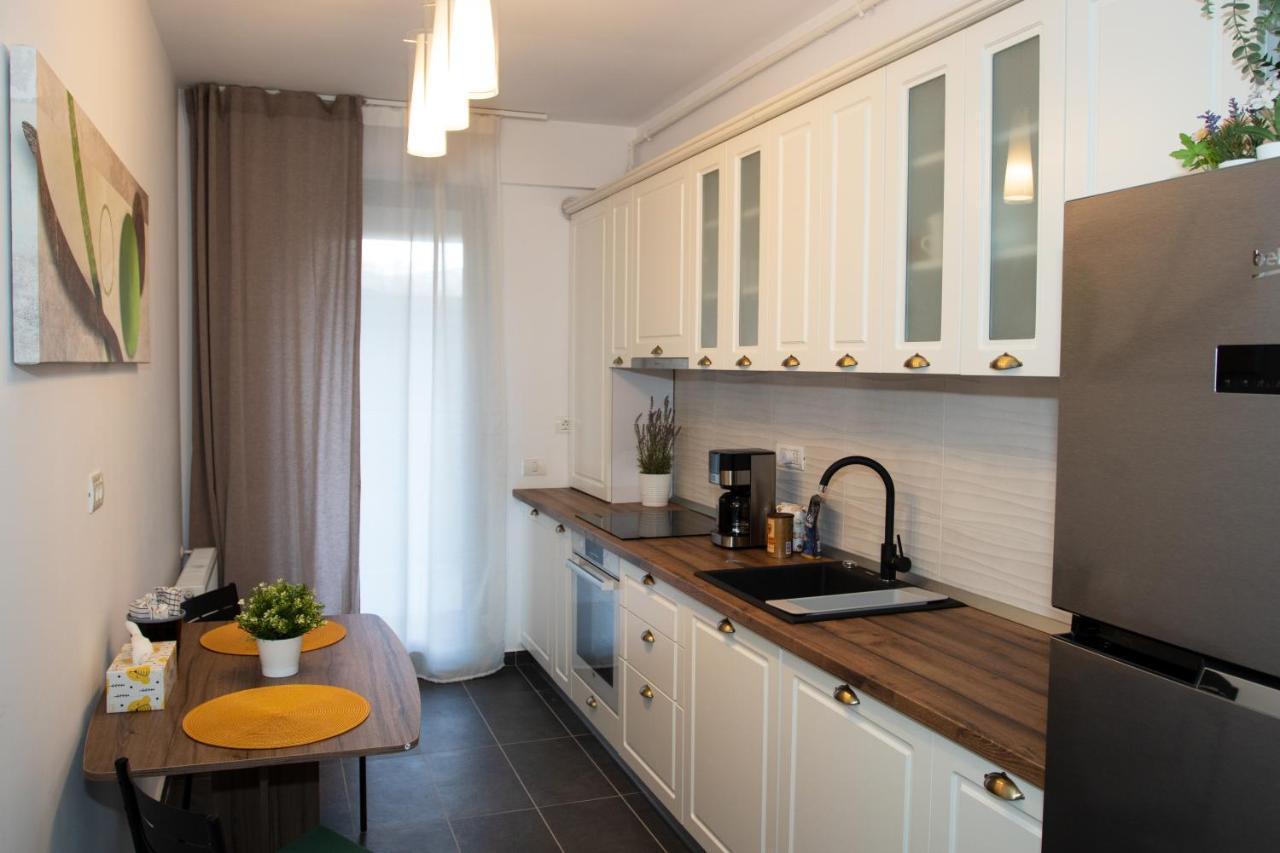 Lazo Two Room- Luxury Apartment Bucarest Exterior foto